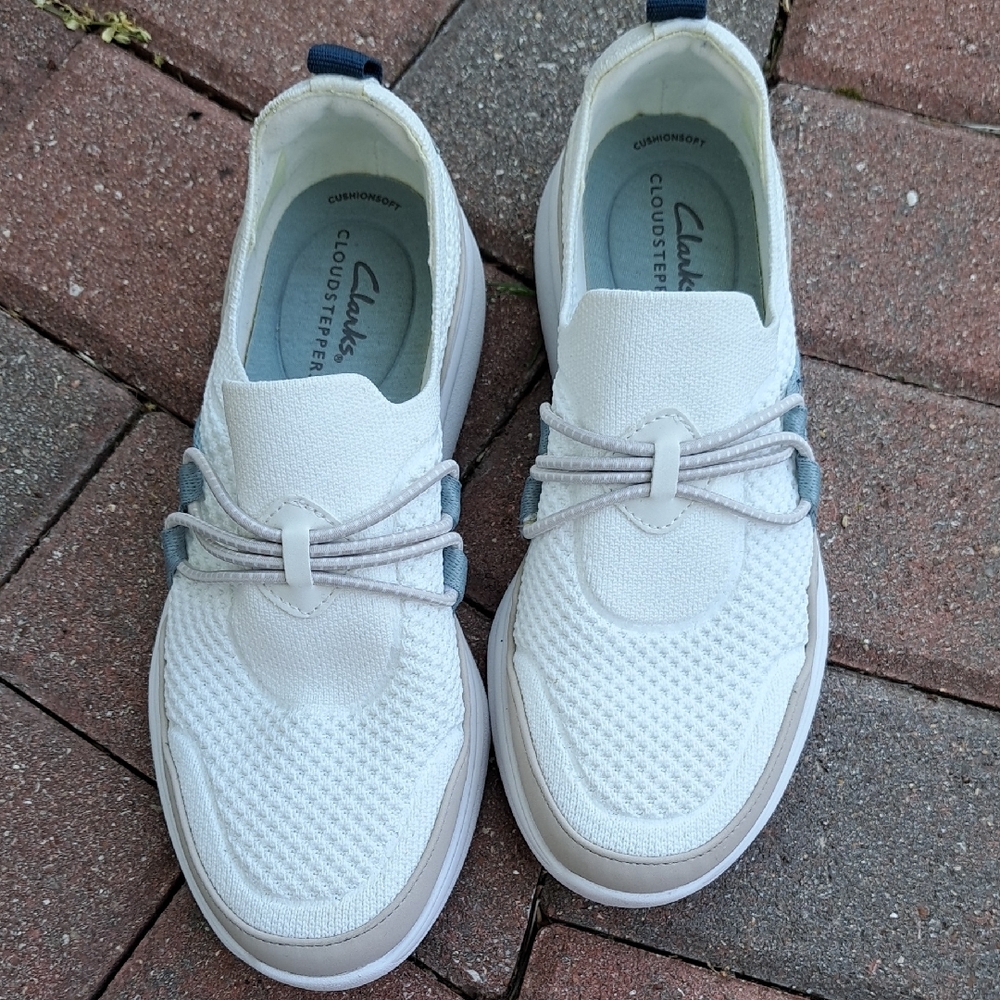 Clarks White and Gray Sneakers Slip-On Comfort